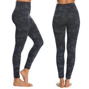 SPANX Look at Me Now Black Camo Leggings XL Shapewear Slimming Seamless Sporty